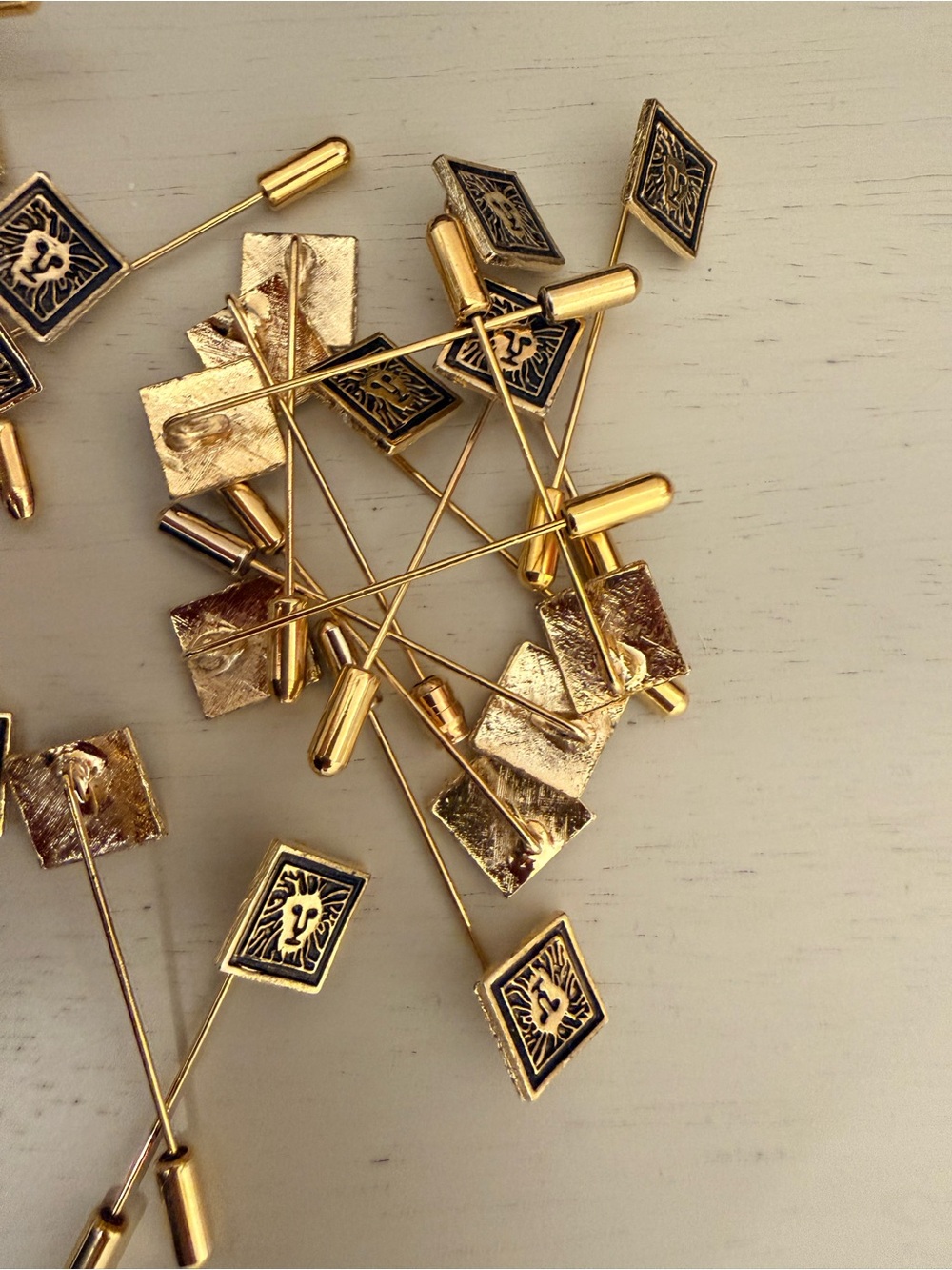 Lot of Vintage Anne Klein Gold-tone Stick Pins - Picture 8 of 10